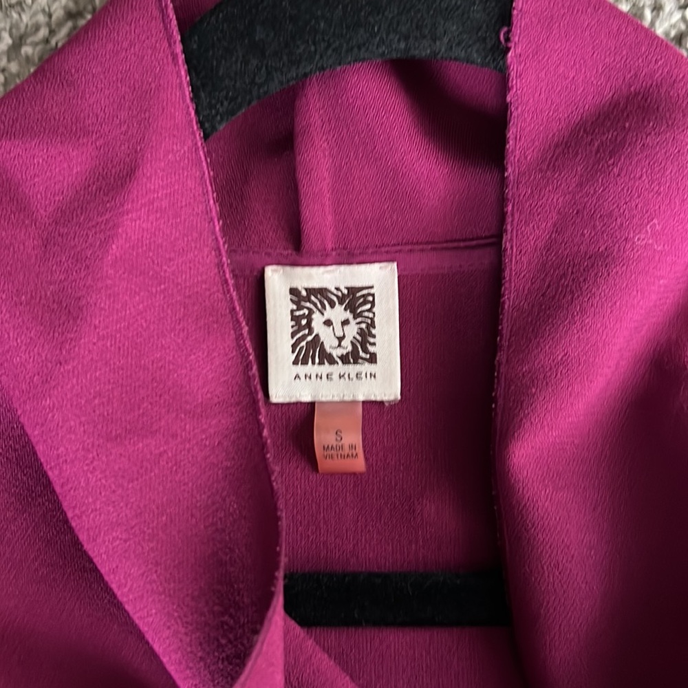 EUC Anne Klein size S magenta cowl neck dress - Picture 3 of 10